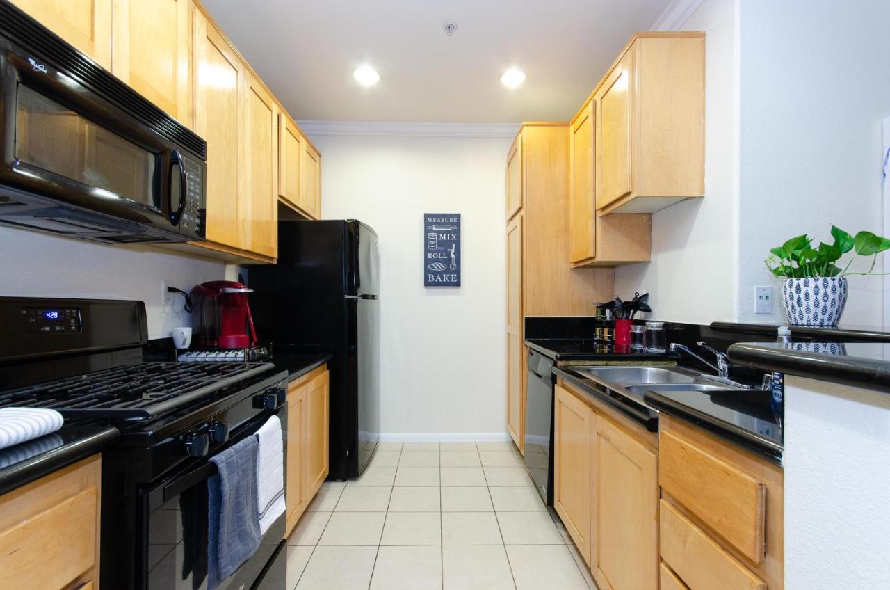 Located Perfectly 2 Bedroom Downtown Los Angeles Exterior photo